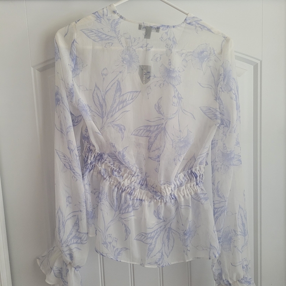Express White and Lavender Floral Blouse - Picture 4 of 4